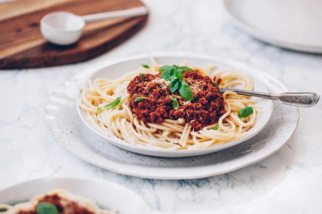 Jak przygotować idealne spaghetti marinara – przepis i sekrety smaku Jak przygotować idealne spaghetti marinara – przepis i sekrety smaku