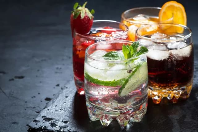 Jak zrobić drink - proste przepisy na pyszne koktajle w domu Jak zrobić drink - proste przepisy na pyszne koktajle w domu