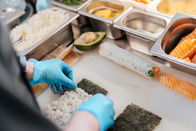 Jakie warzywa do sushi? Odkryj smaki, które zachwycą podniebienie Jakie warzywa do sushi? Odkryj smaki, które zachwycą podniebienie